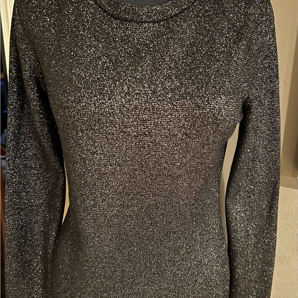 Classy special occasion Vince Camuto sexy Metallic Black dress women’s med. New